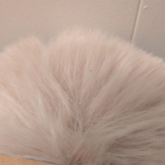 UGG Cream Cable Knit Beanie with Pom-Pom - Picture 4 of 5